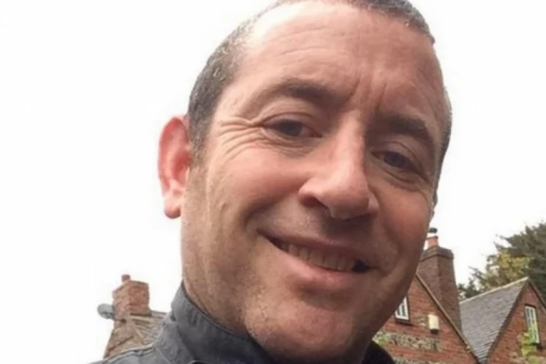 SKANDAL TRESE VELIKU BRITANIJU: Serijski silovatelj zloupotrebio položaj policajca, terete ga za 24 SILOVANJA - izjava advokata ZGROZILA sve!