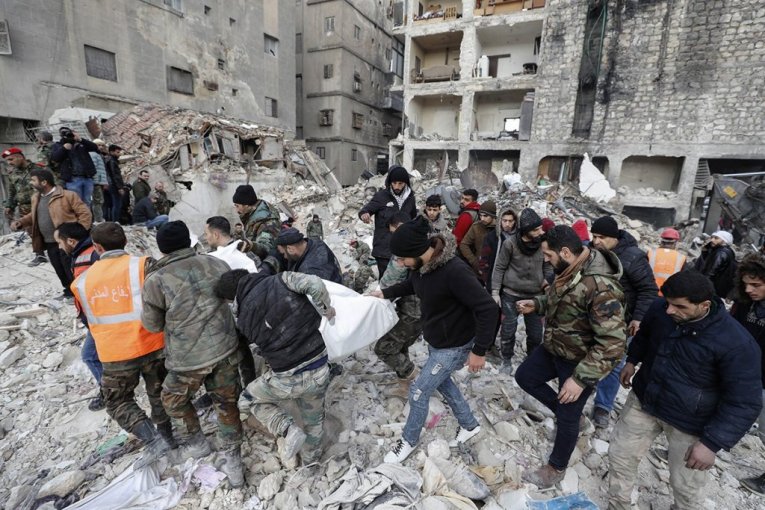 KATASTROFA U TURSKOJ: Odbojkaši POGINULI nakon UŽASNOG zemljotresa!