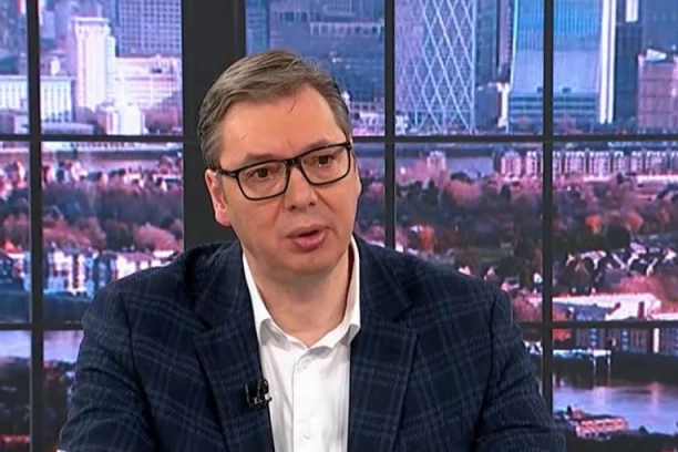 HTELI SU DA ME OPTUŽE ZA IZDAJU, ZAKAZANE BILE VELIKE DEMONSTRACIJE I UPAD U PARLAMENT!  Vučić o pozadini haosa u Skupštini Srbije!