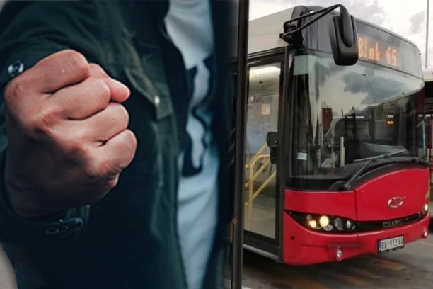 UŽAS U PREVOZU U BEOGRADU! Potukli se vozač i putnik, sevale pesnice, ljudi nemo gledaju nasilje (VIDEO)