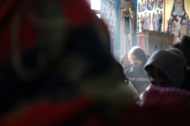 Vernici stigli na celivanje moštiju