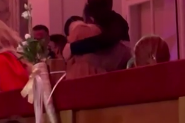 Draško Stanivuković sa misterioznom devojkom