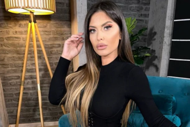 VODITELJKA PINKA NA METI LOPOVA, HITNO PRIJAVILA NADLEŽNIMA: Ana Radulović u problemima do guše!