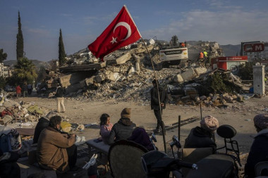MESEC DANA OD KATASTROFE U TURSKOJ I SIRIJI: Preživeli se sada suočavaju sa dva ogromna problema