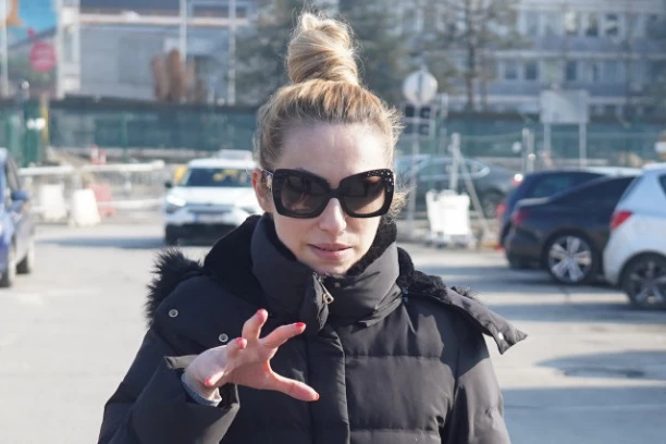 "NE ZNAM NA ČEMU SAM SA HARISOM" Rada Manojlović izbegla pitanje o bivšem dečku, pa priznala da je PUKLA - donela šok odluku!