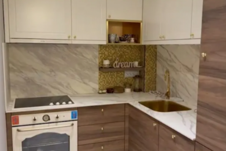 Stan Aleksandre Tadić