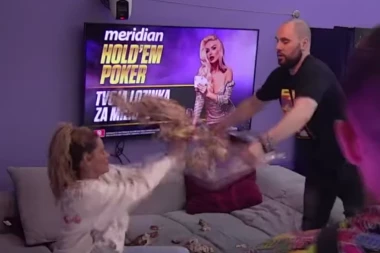 SRUČIO PEČENJE PO NJOJ! Zvezdan IZGOREO od besa, pa Anu brutalno PONIZIO, ''sravnio je sa zemljom''! (VIDEO)