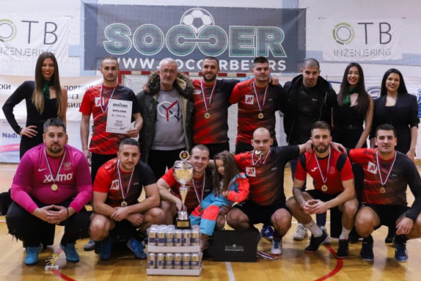 ZAVRŠENO TAKMIČENJE 16 EKIPA U FUTSALU:  A1 Srbija osvojila trofej  Soccer Zlatnog kupa!