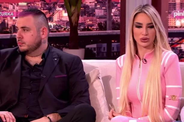 SKANDAL U CRIKVENICI! Aleks udarila na Filipovu majku, komšije zvale POLICIJU!