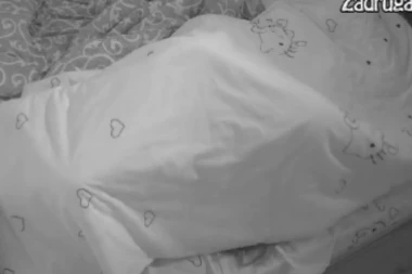 HELGA OTVORILA GRLO! Anđela pred Anom počastila Zvezdana ORALOM, a onda ga divljački ZAJAHALA! (VIDEO)