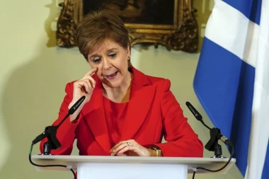 STERDŽON PUŠTENA NA SLOBODU! Bivšu škotsku premijerku tek čeka istraga! Tvrdi da je ŠOKIRANA I NEVINA!