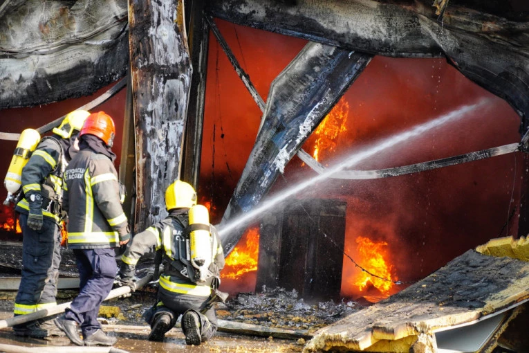DVOJE DECE STRADALO U POŽARU: Tragedija u Staroj Moravici