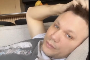 RELJA POPOVIĆ OSTAO BEZ BUBREGA I SLEZINE: Pevač u JEZIVOJ pucnjavi jedva izvukao živu glavu!