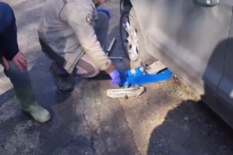 Milan Milošević doživeo nezgodu na putu