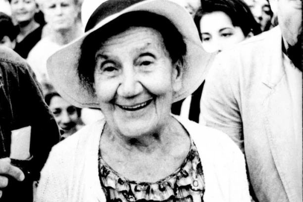 NIKAD NISAM MISLIO DA ĆE SE "KRVAVA BAJKA" OPET DESITI: Obeleženo 125 godina od rođenja Desanke Maksimović, čije STIHOVE svi pamtimo