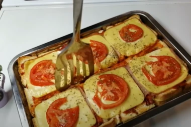 JEDNOSTAVAN RECEPT ZA VEČERU OD TOST HLEBA: Jelo koja se obožava i rado sprema!