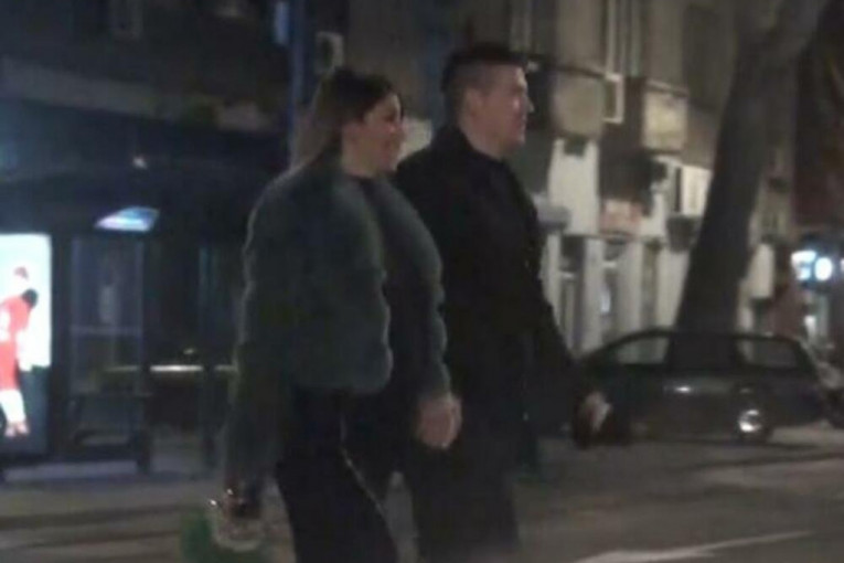 Sloba Radanović sa suprugom Jelenom tik pred njen porođaj