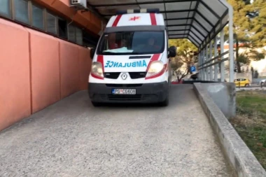 POKRENUTA ISTRAGA ZBOG SMRTI DEČAKA (9) U BARU! Mališan dobio boginje i visoku temperaturu, posle 3 dana preminuo - lekar nije hteo da ga hospitalizuje!