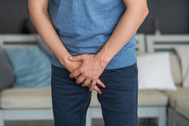 AKO STE SVAKU NOĆ BUDNI ZBOG ODLASKA U WC PROBAJTE OVO: Prirodni čajevi za lečenje prostate - Ova dva sigurno već imate kod kuće!