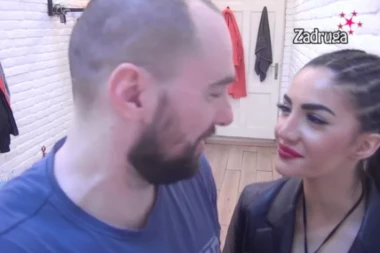 ANĐELA JE PRIKRIVENA BLUDNICA! LIŽE PAZUH I DAVI SE U NJEGOVIM NOGAMA: Bivša zadrugarka URNISALA Đuričićku! Bukvalno je PATOSIRALA teškim rečima!