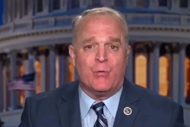 ZAPAD NE BI TREBALO DA BUDE APSOLUTNO UVEREN U USPEH KIJEVA! Potpukovnik SAD: Rusija se efikasno prilagođava situaciji i menja taktiku