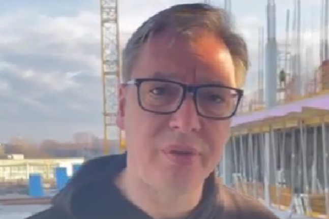 VUČIĆ I MALI OBIŠLI RADOVE NA PROKOPU! Predsednik najavio kada će železnička stanica biti otvorena, sve puca od šale i dobrog raspoloženja jer izgradnja ODLIČNO NAPREDUJE! (FOTO, VIDEO)