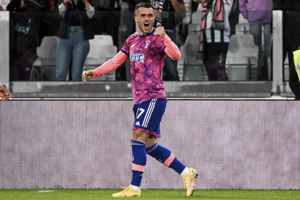 FILIP KOSTIĆ NA UDARU NAVIJAČA! Italijani VREĐALI Srbina, njegov odgovor se PREPRIČAVA! (VIDEO)