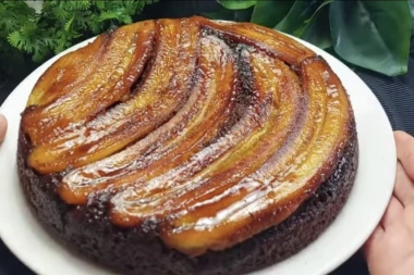 RECEPT OD TRI BANANE JE ZALUDEO SVET: Fantazija ukusa na delu - Mekano i sočno!