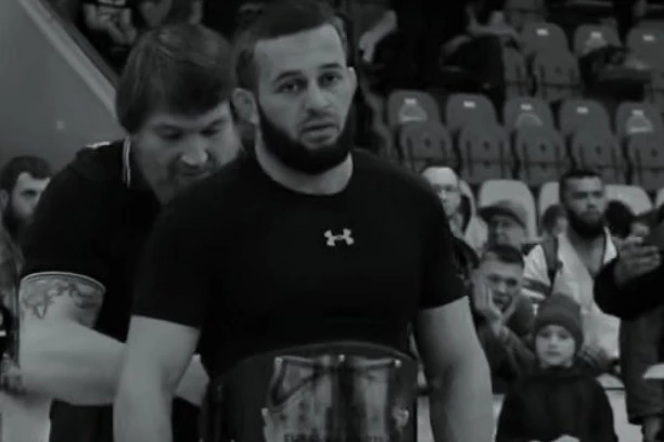 HOROR! Pojavio se SNIMAK ubistva višestrukog šampiona sveta - NIJE IMAO ŠANSE da se izvuče! (UZNEMIRUJUĆ VIDEO)