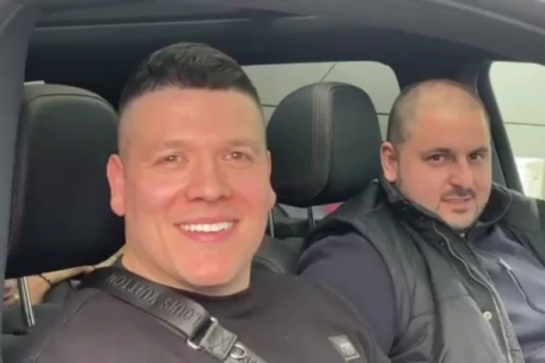 PRVO OGLAŠAVANJE SLOBE RADANOVIĆA NAKON ŠTO JE POSTAO OTAC! Jelena na svet donela sina, pevač samo što ne zaplače! (VIDEO)