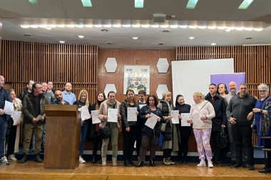 DA BUDU SAMI SVOJE GAZDE: Nezaposleni Voždovčani prošli obuku za preduzetnike