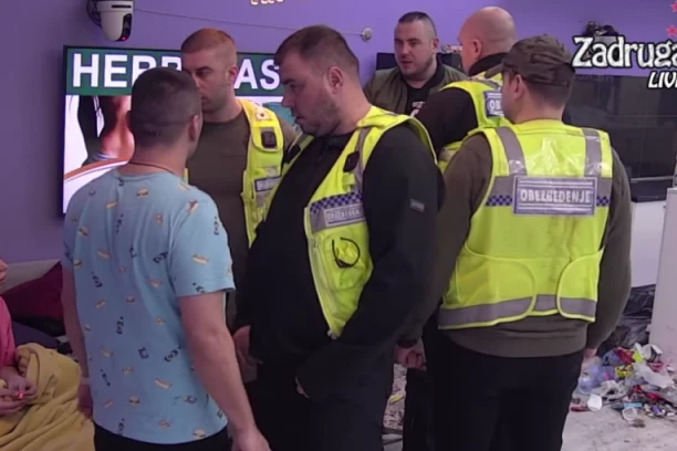 "NAVIKAO SI NA DEJANOV UKUS" Car i Bebica se ne smiruju od rane zore, Macanović udario i preko Dragojevića: Poslao ti je Dakicu, pa Aleks! (VIDEO)