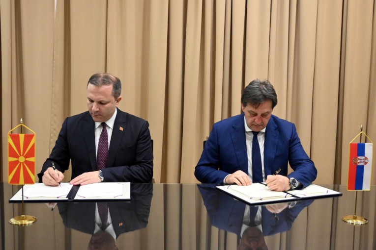 Ministri potpisuju Protokol o graničnom prelazu