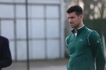 NOVAKOVA URNEBESNA FORA: Đoković se našalio sa voditeljem i NASMEJAO ceo svet! (VIDEO)