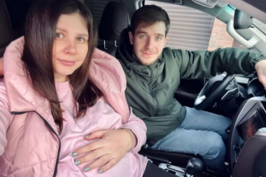 MARINA OSTAVILA MUŽA PA ZAVELA NJEGOVOG SINA - SADA ČEKAJU DETE: Bivši otkrio deo BIZARNOSTI- Imali odnos pored njega!