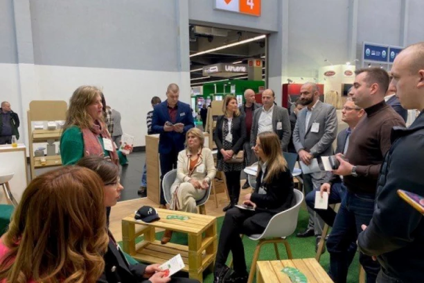 Dogovoren izvoz oranskih proizvoda od preko 7 miliona evra