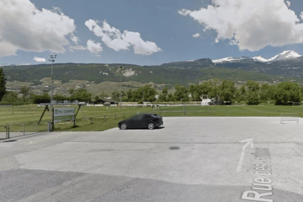 ŠOK U ŠVAJCARSKOJ: Maloletni Srbin ZAKLAO ZETA kod fudbalskog stadiona