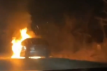 Automobil u plamenu! Dramatično kod Orlovače! (VIDEO)