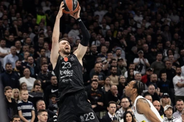 TAKO SE TO RADI: Gudurić ŠMEKERSKI ODGOVORIO grobarima na uvrede u areni!