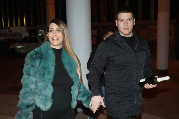 "DA SAM ZNAO DA JE OVAKO..." Sloba Radanović otkrio prve utiske o roditeljstvu i sinu Damjanu: Menjam pelene!