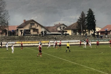 KAO DA JE BILA BESPOŠTEDNA BORBA ZA BODOVE: FAP poražen u generalnoj probi - Sloga usmerila "kamiondžije" na pogrešan put!