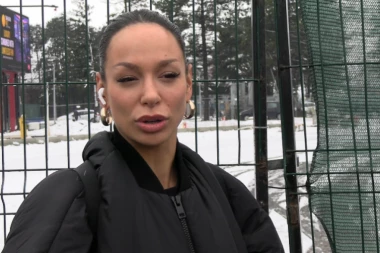 ŠTA OVO EDITI ARADINOVIĆ VIRI BELO IZ NOSA?! Pogledajte VIDEO koji je zbunio sve, ljudi ne prestaju da se pitaju jedno! (VIDEO)