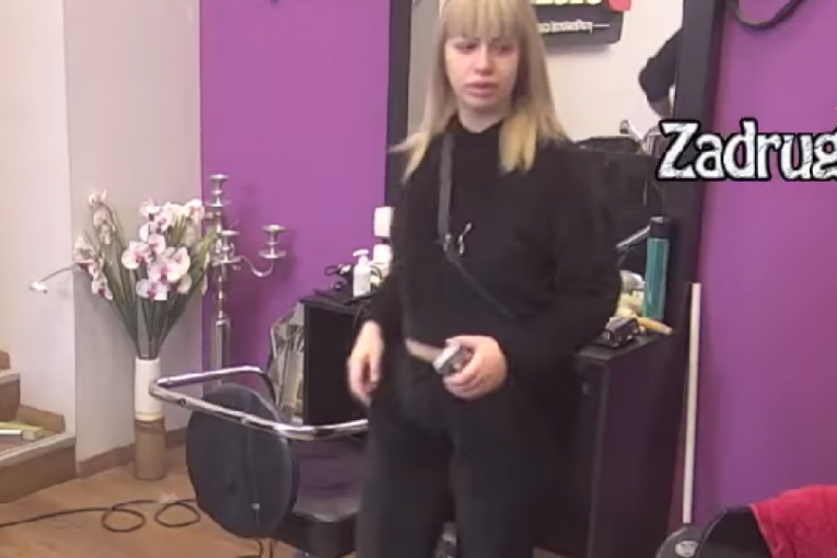 Miljana Kulić se ofarbala u plavo