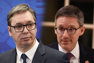SRBIJA JE PRIVRŽENA MIRU: Vučić razgovarao sa Derekom Šoleom, evo šta je predsednik poručio Americi pred težak sastanak u Briselu!