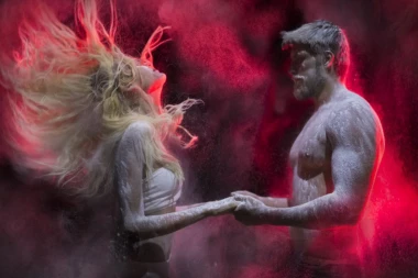 NASTUPA MOĆNI MART I DONOSI TEKTONSKE PROMENE: Device čeka emotivna transformacija, Vodolije sudbinska ljubavna veza, Strelčeve naboj energije, a Vage vest o prinovi!