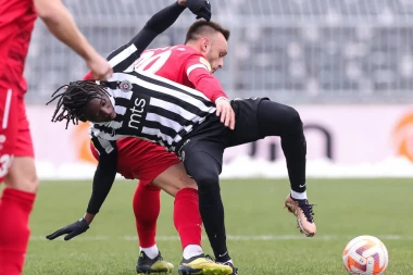 PARTIZANOV KOŠMAR SE NASTAVLJA! Radnički ŠOKIRAO crno-bele u Humskoj pred večiti derbi! (VIDEO)