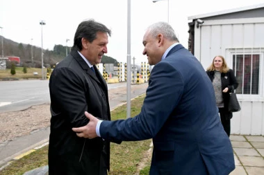 MINISTAR GAŠIĆ SE SASTAO SA IVANOM DEMERDŽIEVIM: U fokusu suzbijanje krijumčarenja migranata, jača saradnja dveju zemalja