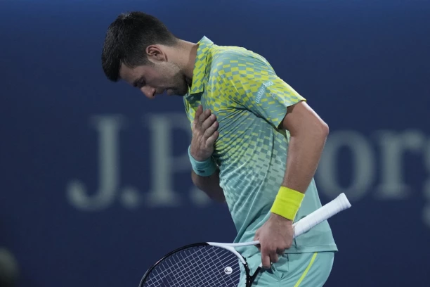 ODUZEĆE MU PRVO MESTO NA ATP LISTI:  Đoković na UDARU - svi se udružili protiv Novaka!