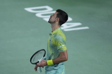 SAD KREĆE PAKAO U DUBAIJU: Loše vesti za Novaka pred nastavak turnira - čeka ga ŠAMPION, pa bivši svetski broj 1!