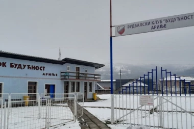 NIŠTA OD FUDBALA: Doneta je zvanična odluka - mečevi se odlažu na nedelju dana!